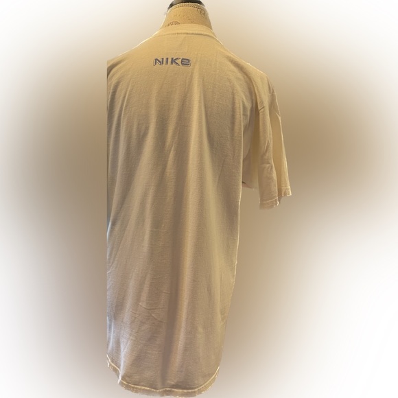 Nike ladies tshirt size M, retro tshirt with star design - Picture 4 of 6